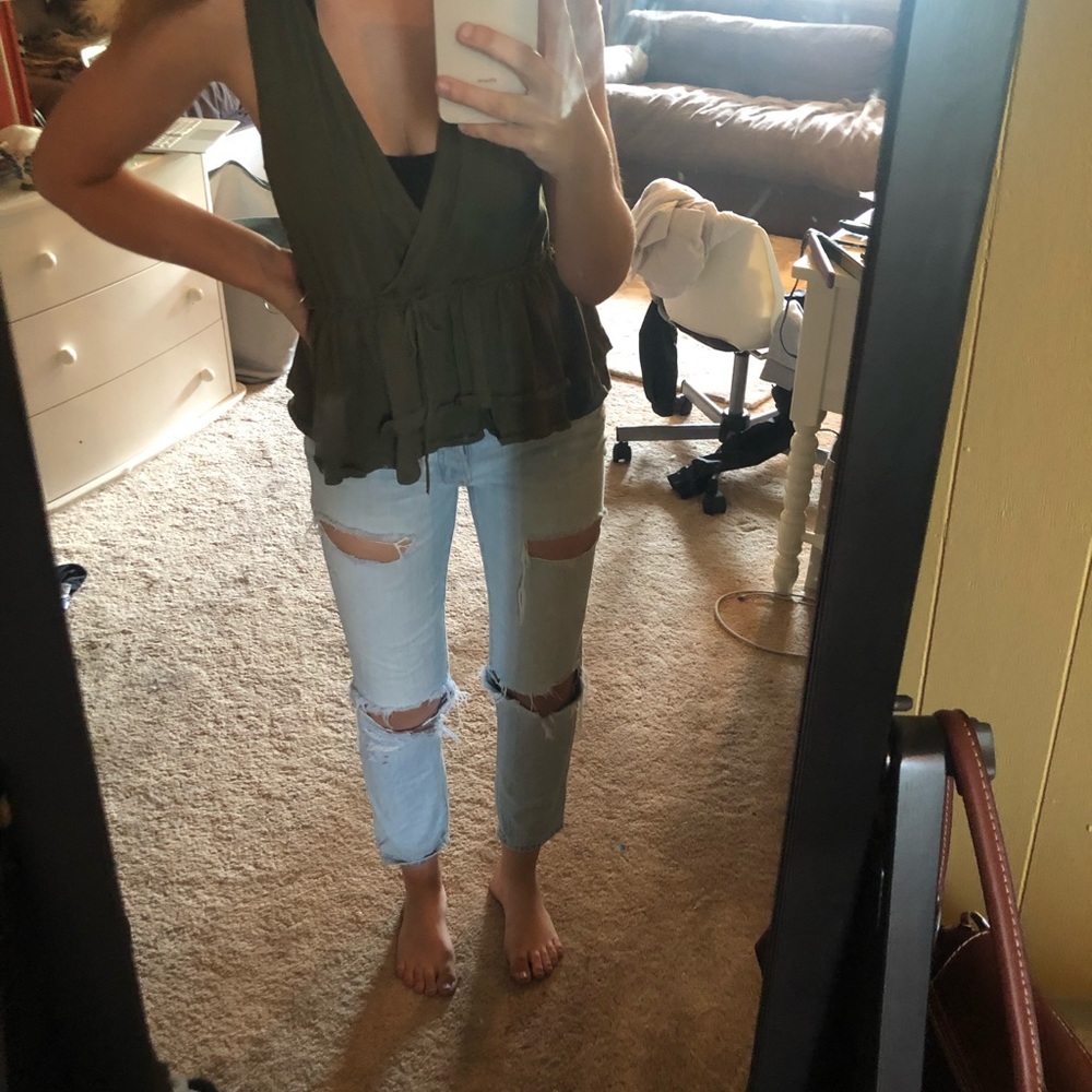 CUTEST!!!Light wash boyfriend jeans | Abercrombie